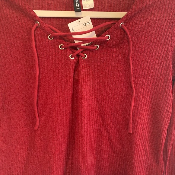 💕H&M Top - Picture 2 of 4